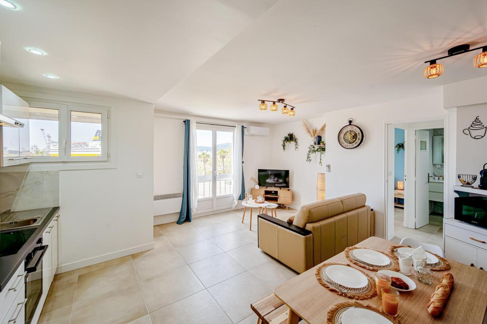 Air-Conditioned Apartment - Sea View Port Тулон Екстериор снимка