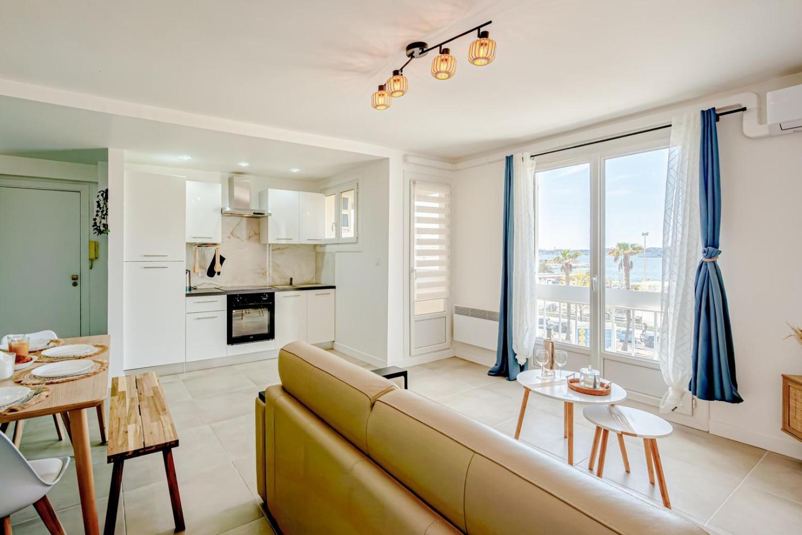 Air-Conditioned Apartment - Sea View Port Тулон Екстериор снимка