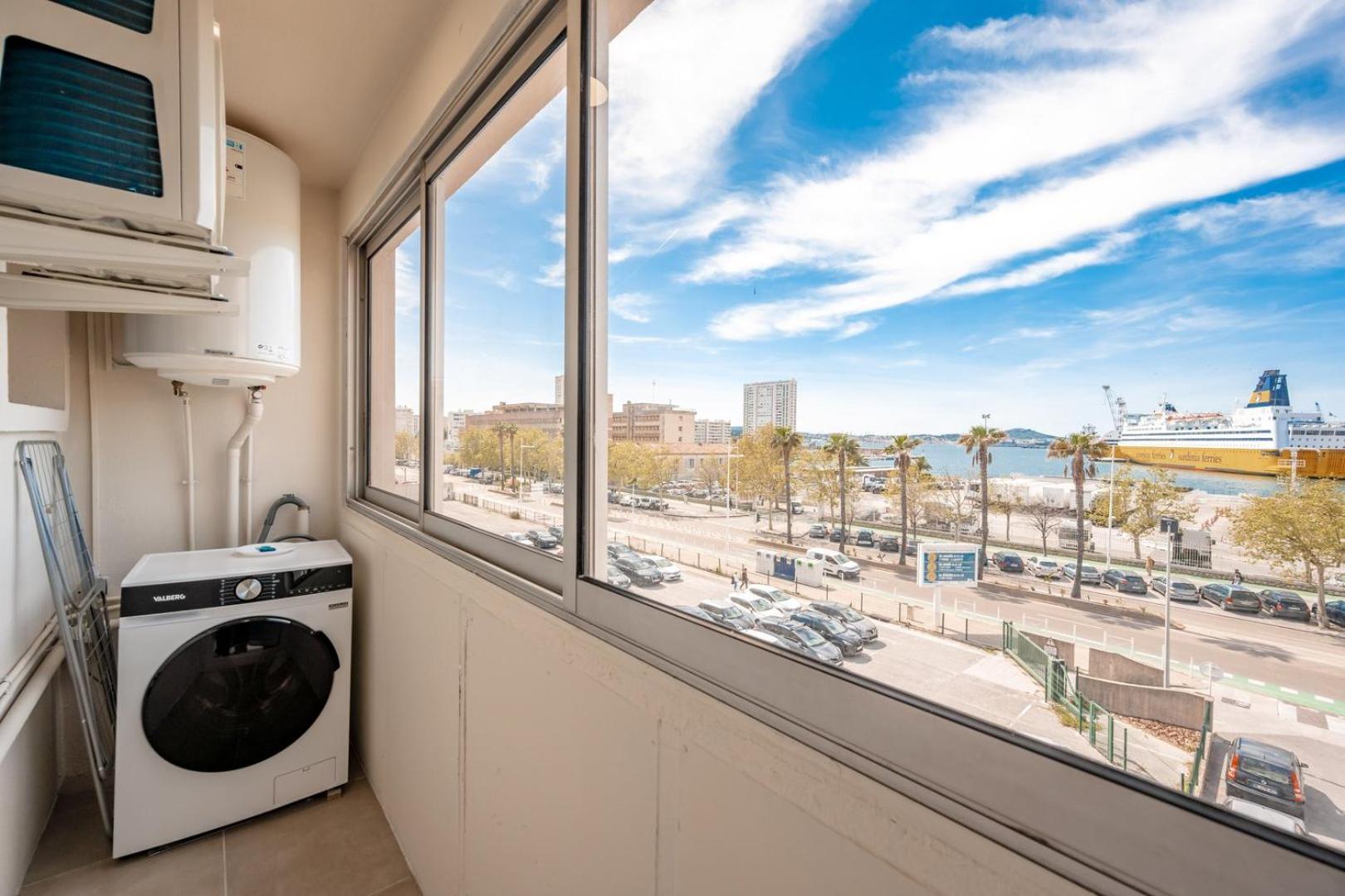 Air-Conditioned Apartment - Sea View Port Тулон Екстериор снимка