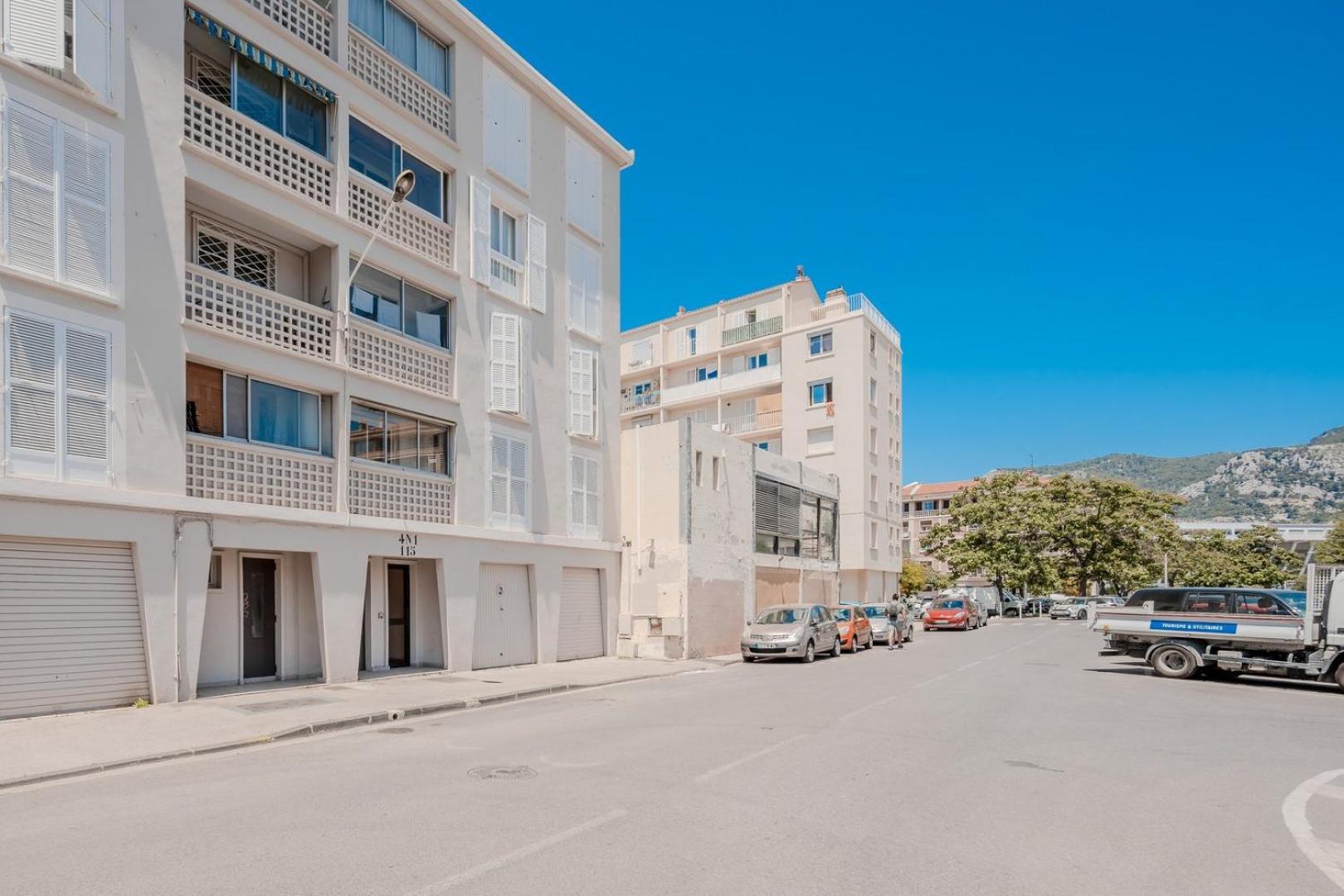 Air-Conditioned Apartment - Sea View Port Тулон Екстериор снимка